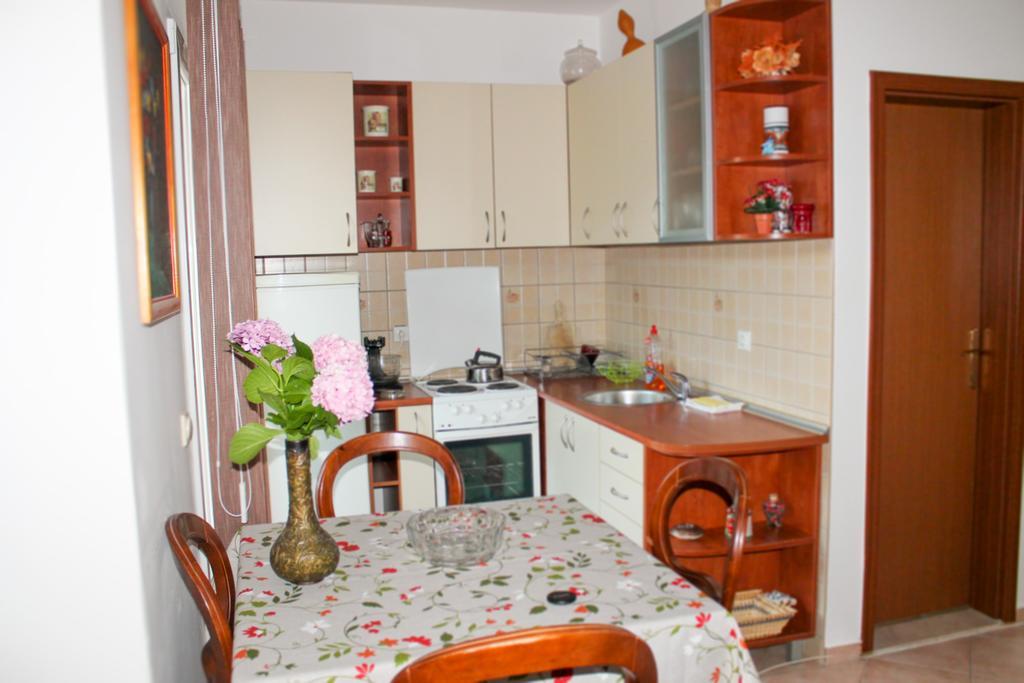 Apartments Djedovic Petrovac Εξωτερικό φωτογραφία