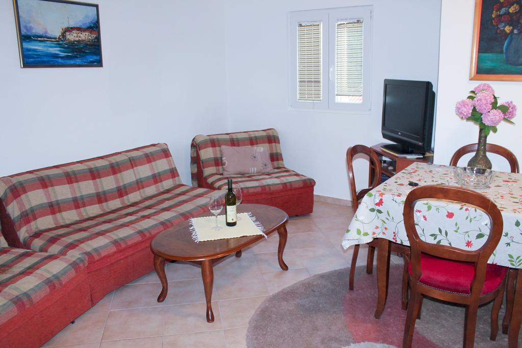 Apartments Djedovic Petrovac Εξωτερικό φωτογραφία